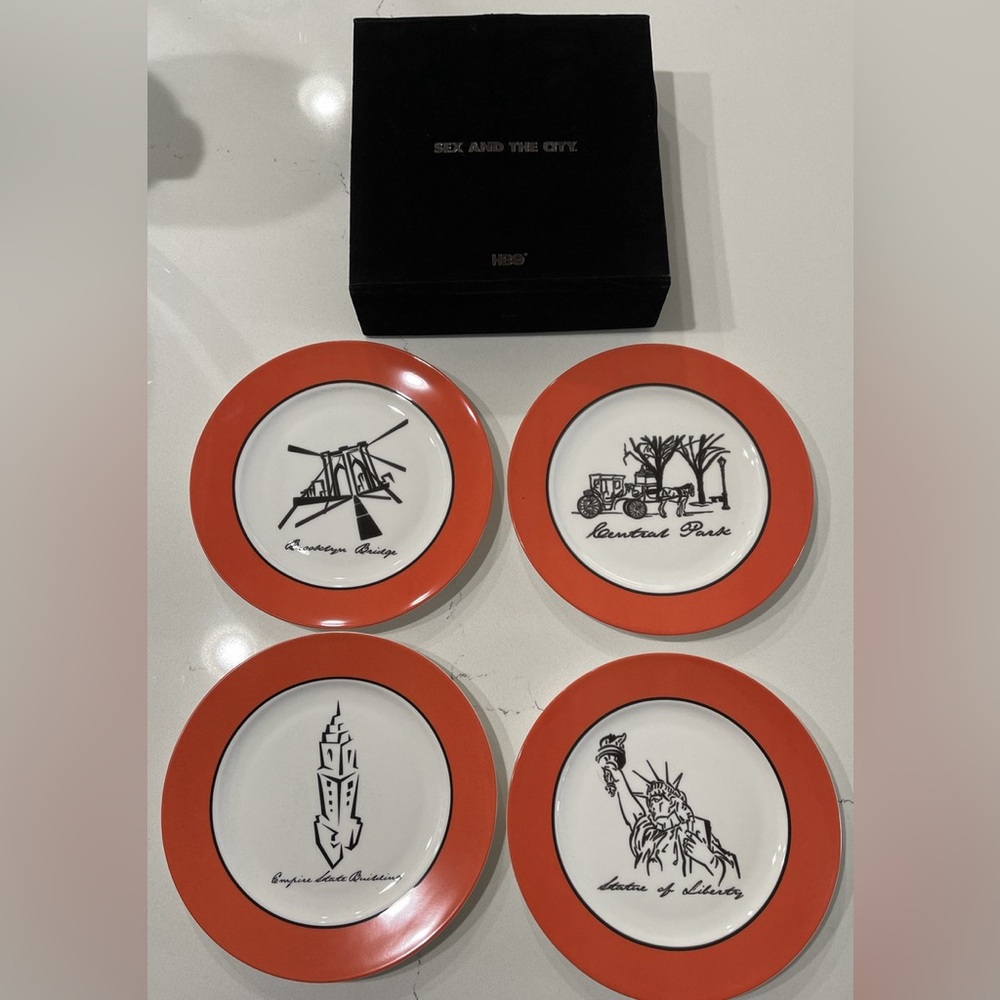 Sex and the City Collectible Ceramic Plates – Set of 4 (HBO Exclusive)